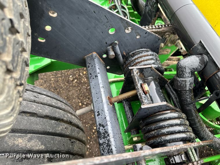 image for item EM2215 John Deere 1780 planter