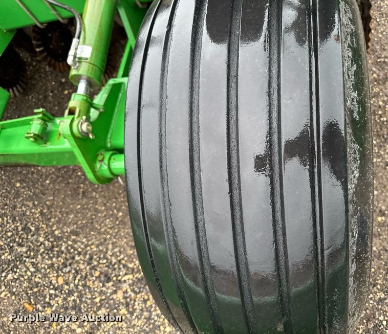 image for item EM2215 John Deere 1780 planter