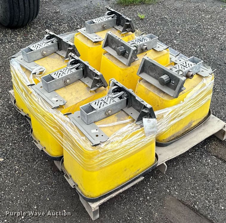 image for item EM2215 John Deere 1780 planter