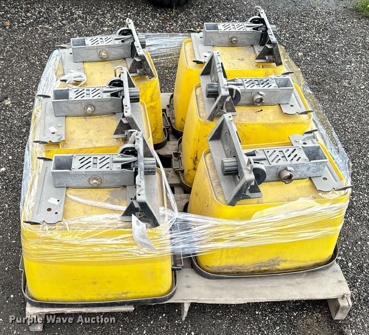 image for item EM2215 John Deere 1780 planter