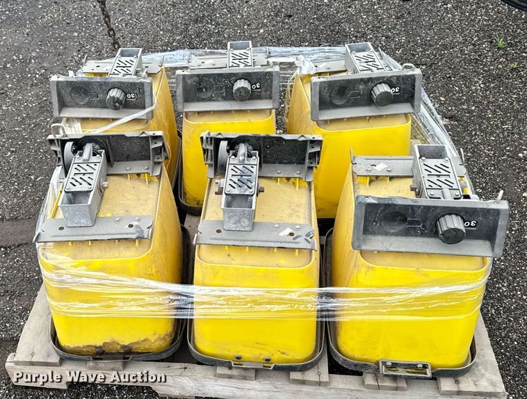 image for item EM2215 John Deere 1780 planter