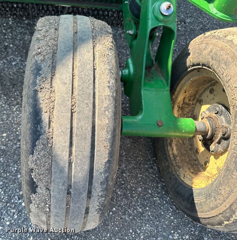 image for item EM2260 John Deere CX20 batwing rotary mower