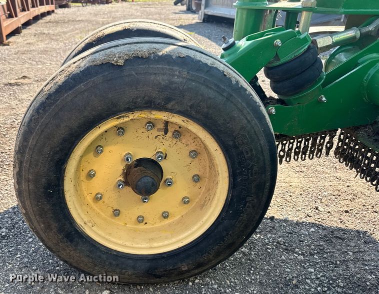 image for item EM2260 John Deere CX20 batwing rotary mower