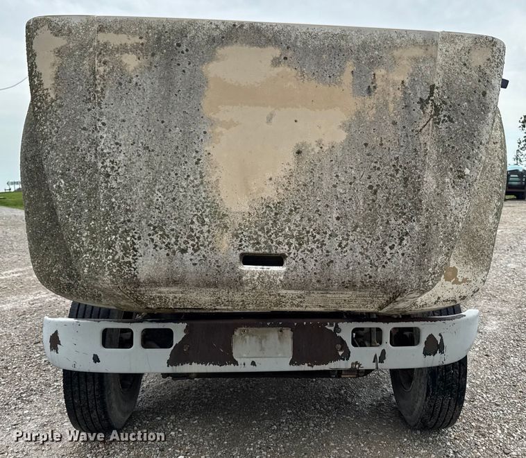 image for item EM2270 1993 International 8100 grain truck