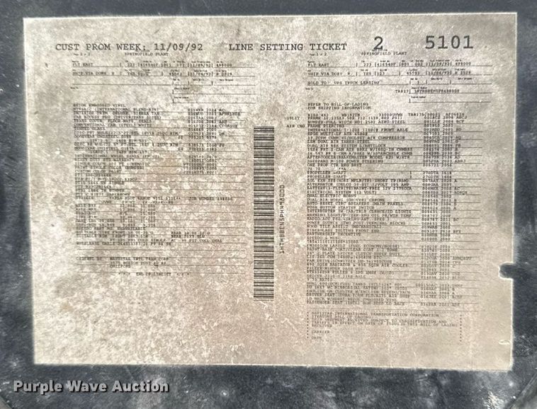 image for item EM2270 1993 International 8100 grain truck
