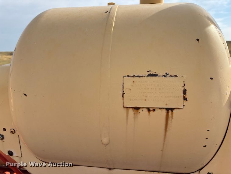 image for item EM5074 Case 830 tractor