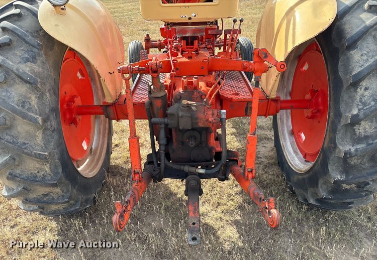 image for item EM5074 Case 830 tractor