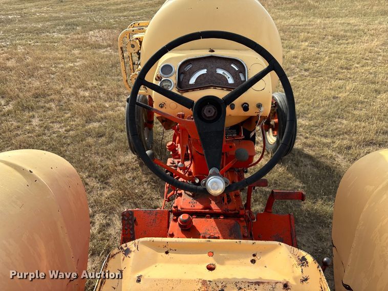 image for item EM5074 Case 830 tractor