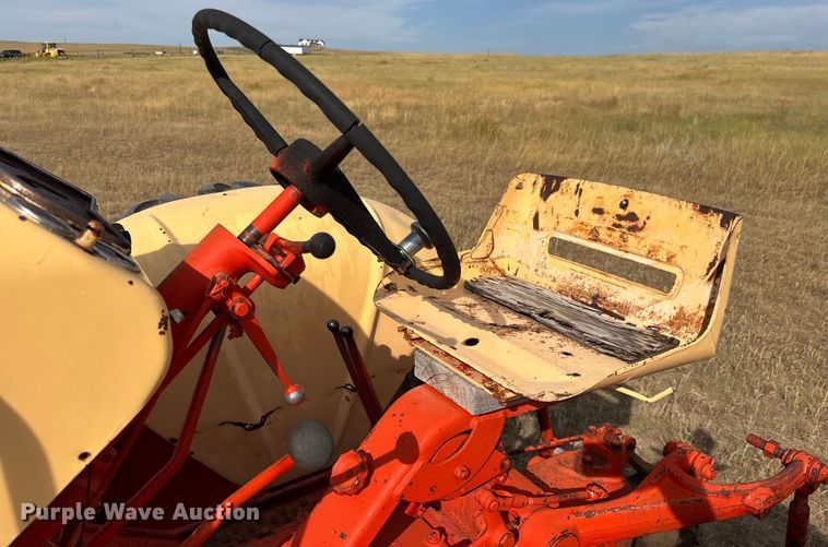 image for item EM5074 Case 830 tractor