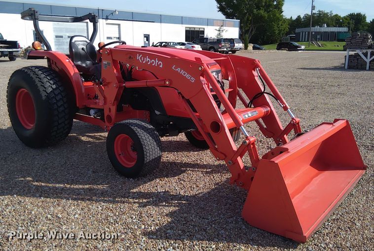 image for item EM8031 2019 Kubota MX4800 tractor