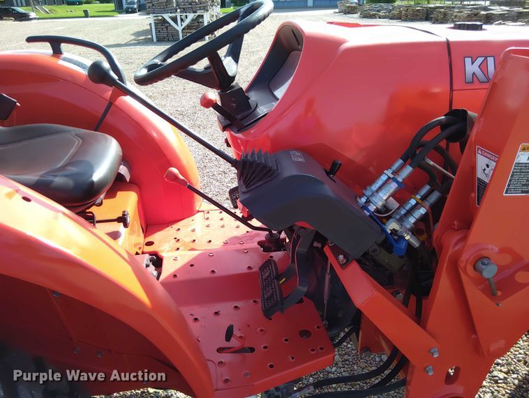 image for item EM8031 2019 Kubota MX4800 tractor