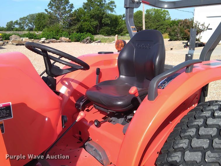 image for item EM8031 2019 Kubota MX4800 tractor