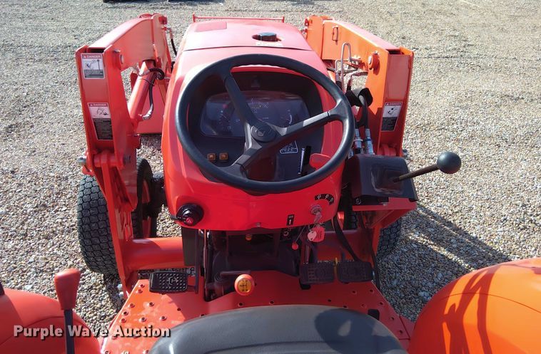 image for item EM8031 2019 Kubota MX4800 tractor