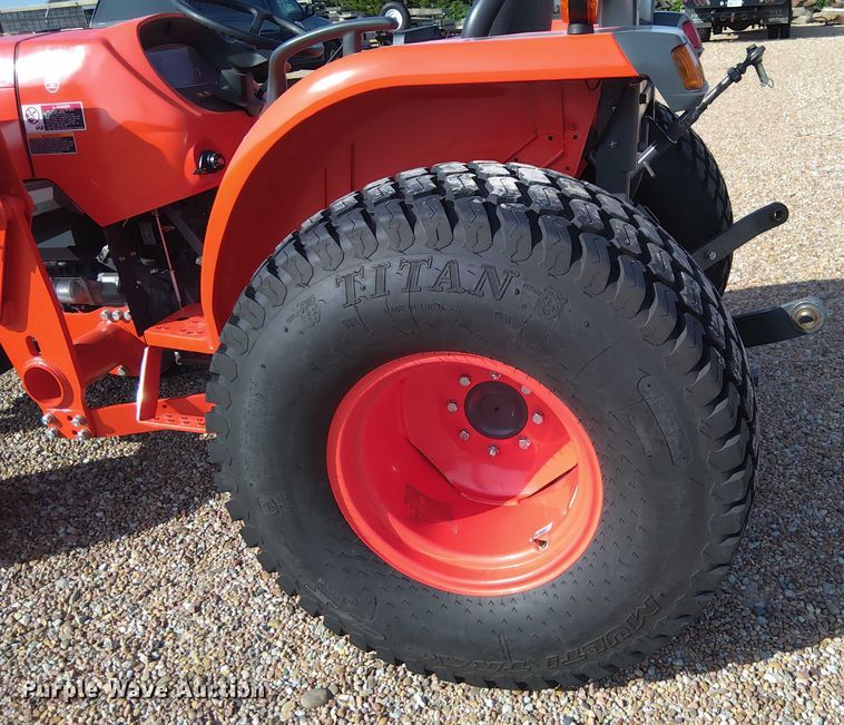 image for item EM8031 2019 Kubota MX4800 tractor