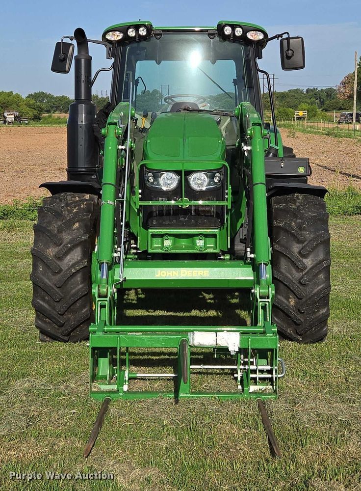 image for item EN8313 2022 John Deere 6120M MFWD tractor