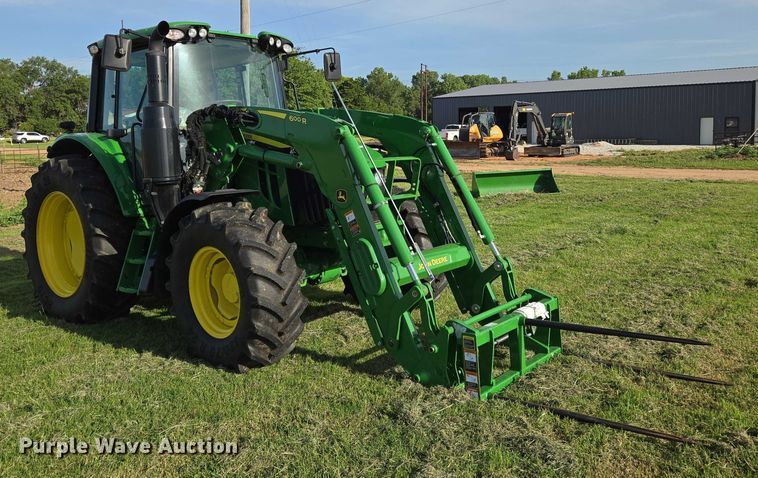 image for item EN8313 2022 John Deere 6120M MFWD tractor