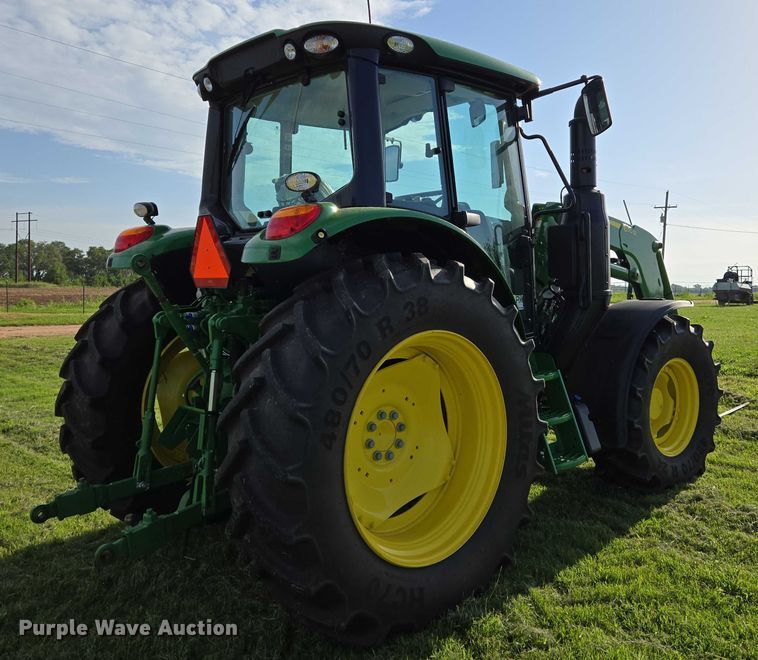 image for item EN8313 2022 John Deere 6120M MFWD tractor