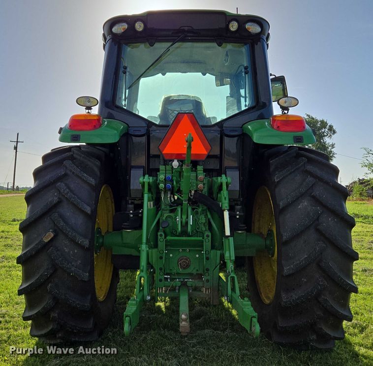 image for item EN8313 2022 John Deere 6120M MFWD tractor