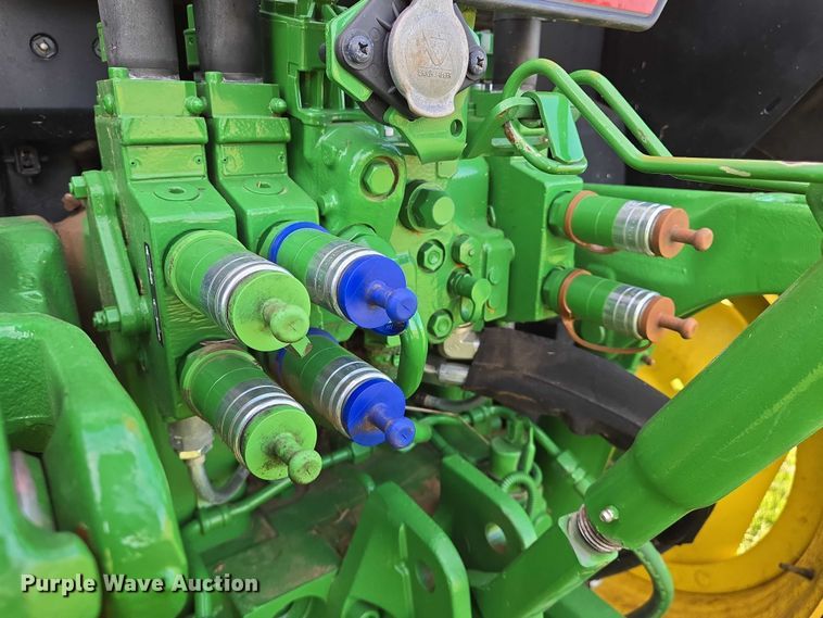 image for item EN8313 2022 John Deere 6120M MFWD tractor