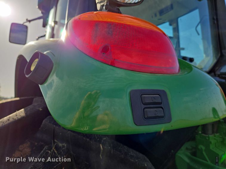 image for item EN8313 2022 John Deere 6120M MFWD tractor