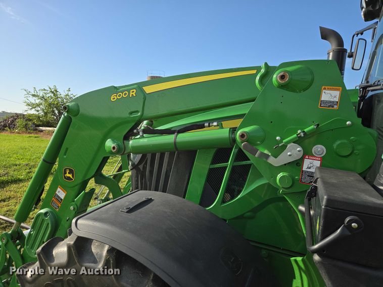 image for item EN8313 2022 John Deere 6120M MFWD tractor