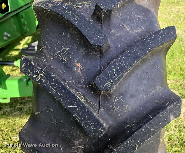 image for item EN8313 2022 John Deere 6120M MFWD tractor