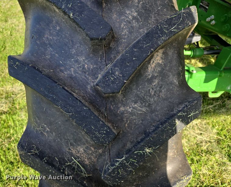 image for item EN8313 2022 John Deere 6120M MFWD tractor