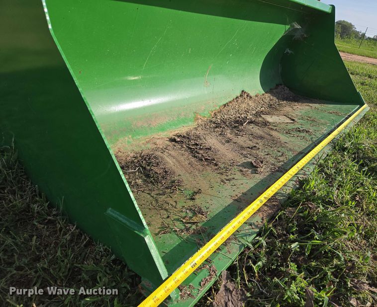 image for item EN8313 2022 John Deere 6120M MFWD tractor