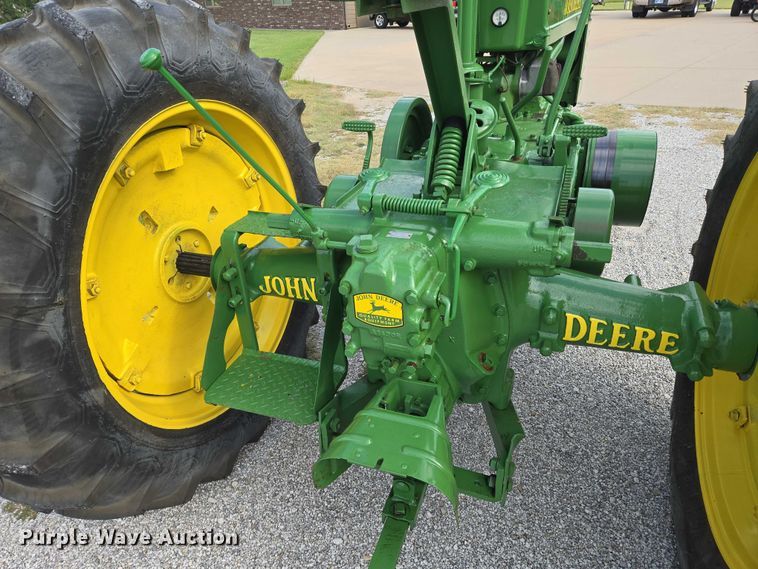 image for item EN8375 John Deere Model A tractor
