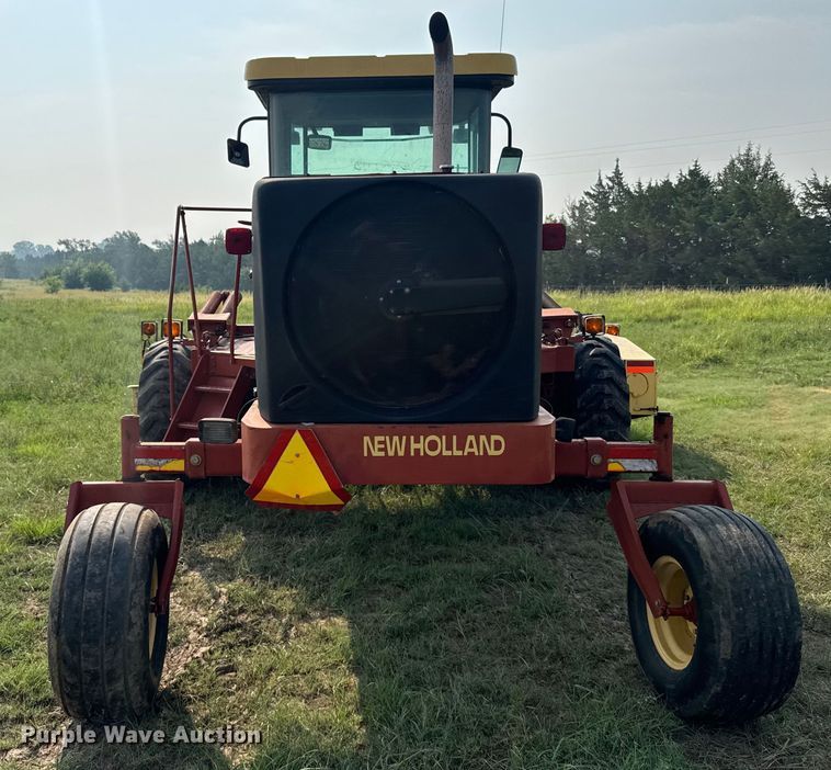 image for item ER2118 1999 New Holland HW340 swather / windrower