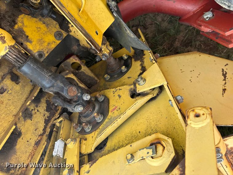 image for item ER2118 1999 New Holland HW340 swather / windrower