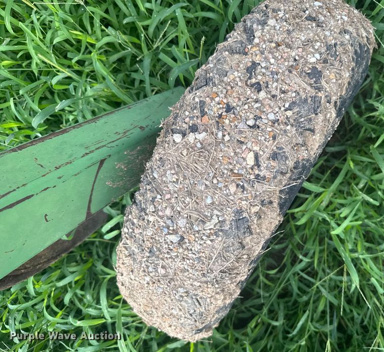 image for item ER2215 John Deere 1600 chisel