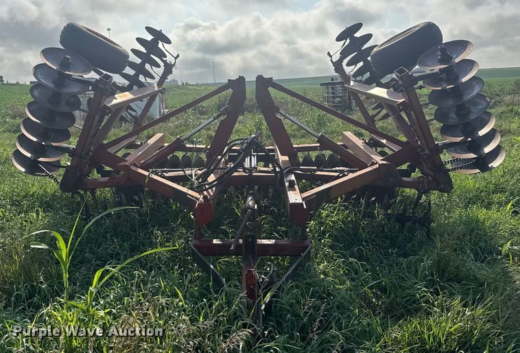 image for item ER2216 International 490 tandem disk