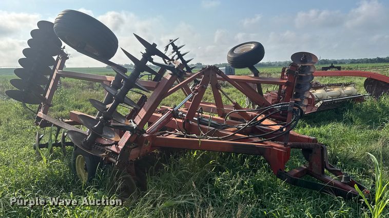 image for item ER2216 International 490 tandem disk