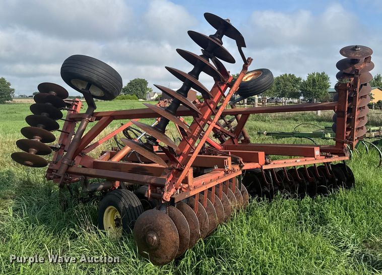 image for item ER2216 International 490 tandem disk