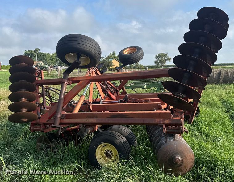 image for item ER2216 International 490 tandem disk