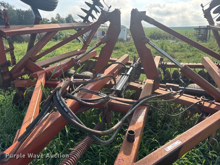 image for item ER2216 International 490 tandem disk