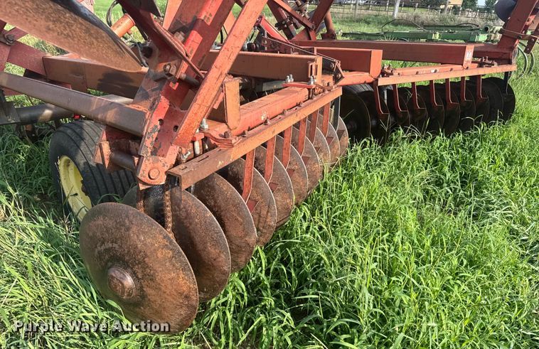 image for item ER2216 International 490 tandem disk