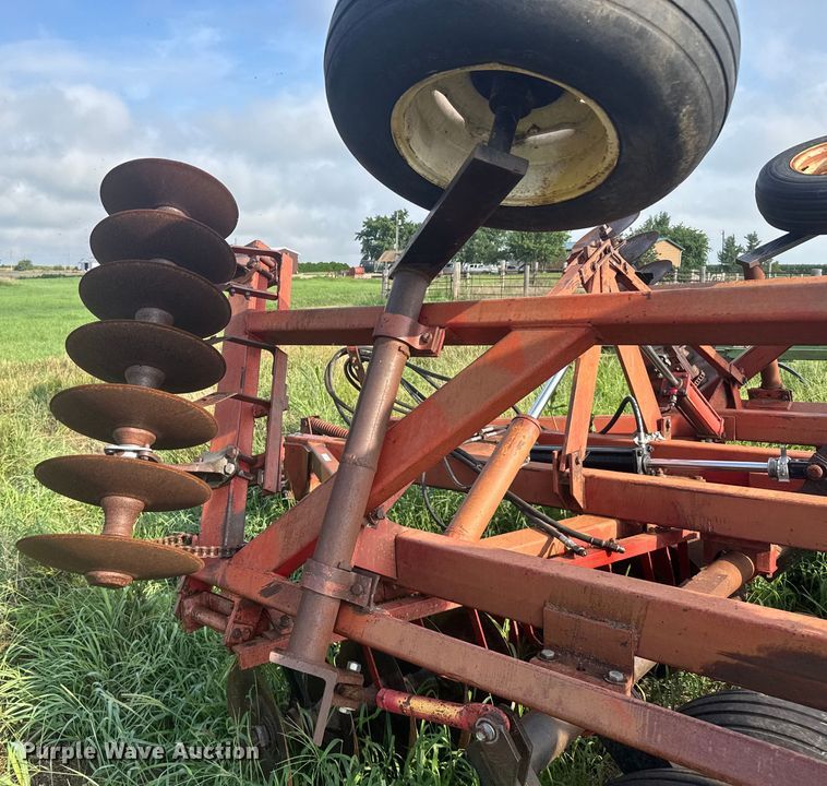 image for item ER2216 International 490 tandem disk