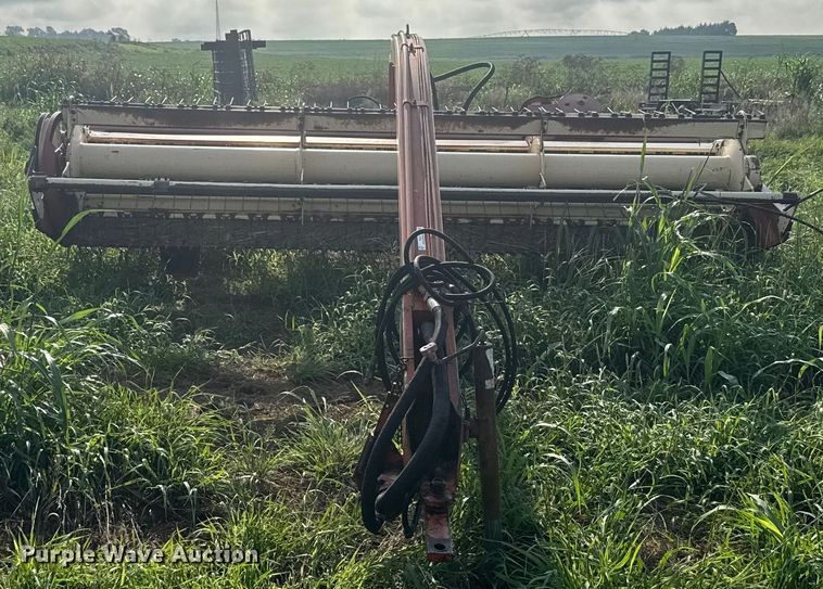 image for item ER2217 Hesston 1014 swather / windrower