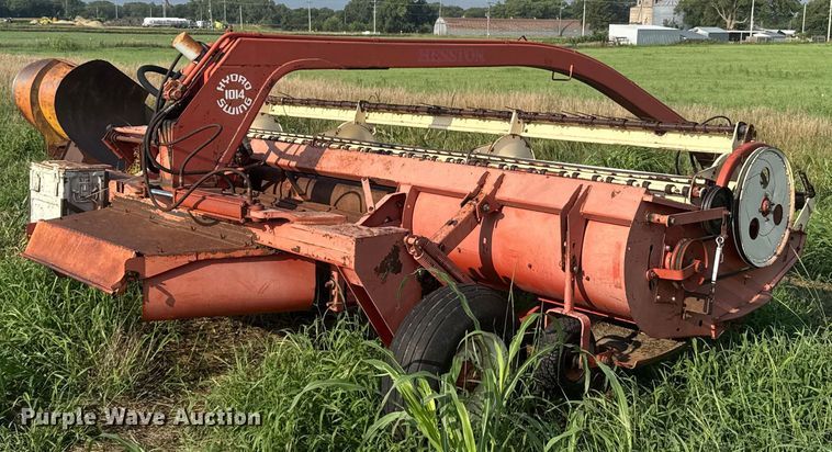 image for item ER2217 Hesston 1014 swather / windrower