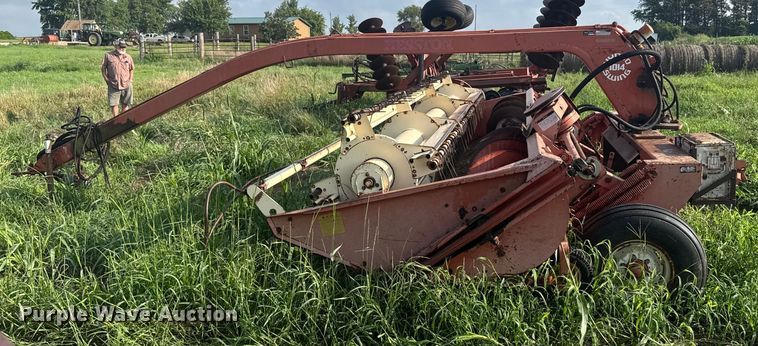 image for item ER2217 Hesston 1014 swather / windrower