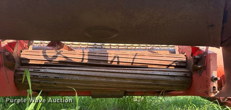 image for item ER2217 Hesston 1014 swather / windrower