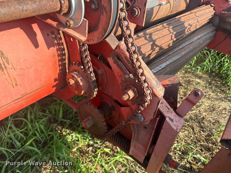 image for item ER2217 Hesston 1014 swather / windrower