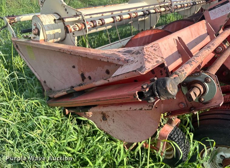 image for item ER2217 Hesston 1014 swather / windrower