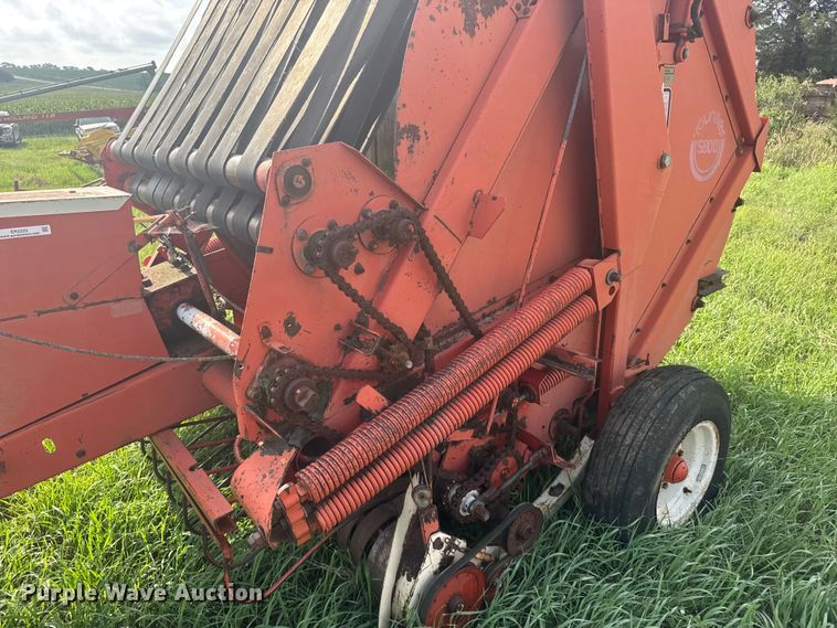 image for item ER2222 (2) Hesston 5800 round balers