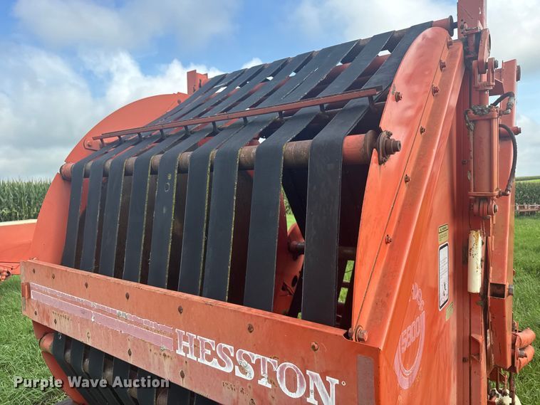 image for item ER2222 (2) Hesston 5800 round balers