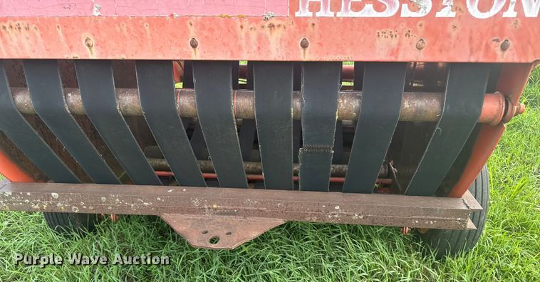 image for item ER2222 (2) Hesston 5800 round balers