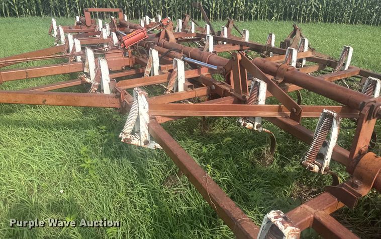 image for item ER2223 Wil-Rich field cultivator