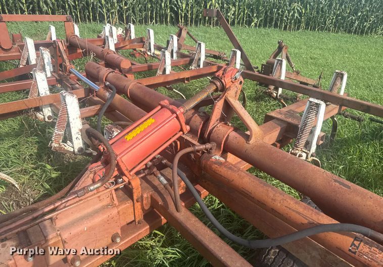 image for item ER2223 Wil-Rich field cultivator